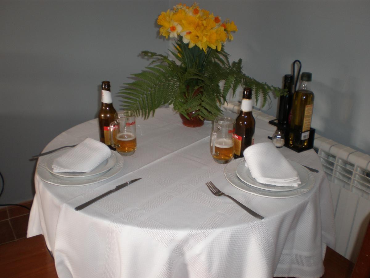 Hostal Restaurante Alto Rey Arroyo de las Fraguas Eksteriør bilde